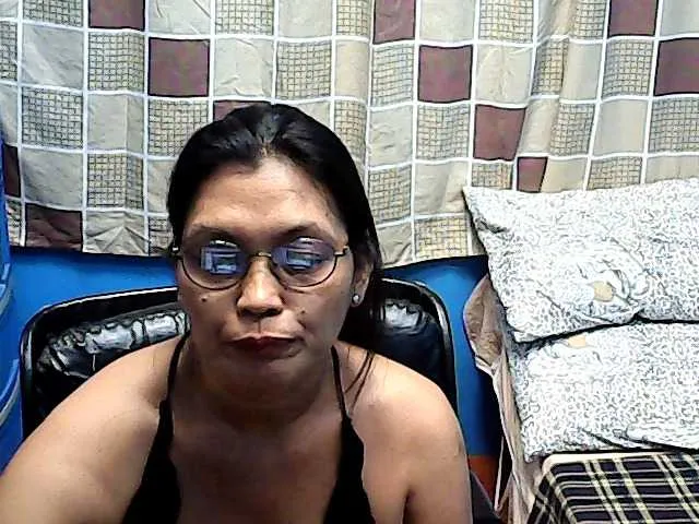 Live sex webcam photo for hOtGranny4u #241027662