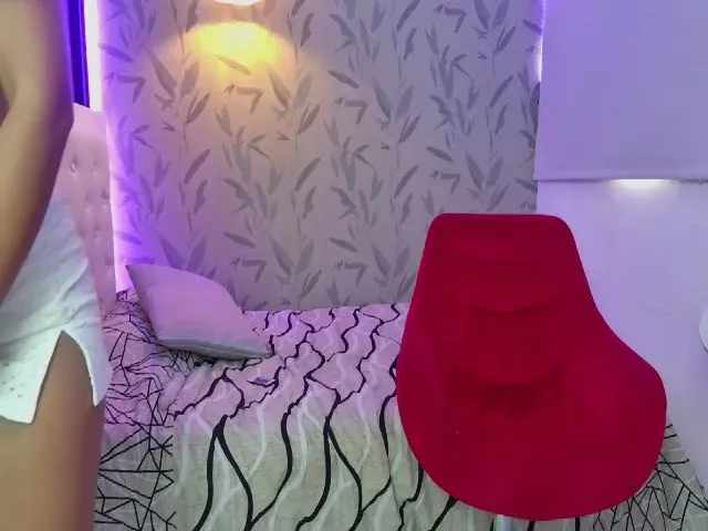 Live sex webcam photo for Katie_teen #258184519