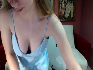 Live sex webcam photo for MollyEnergy #251983940