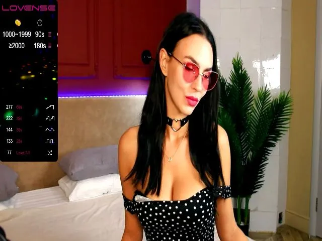 Live sex webcam photo for Jenny__WOW #259118350