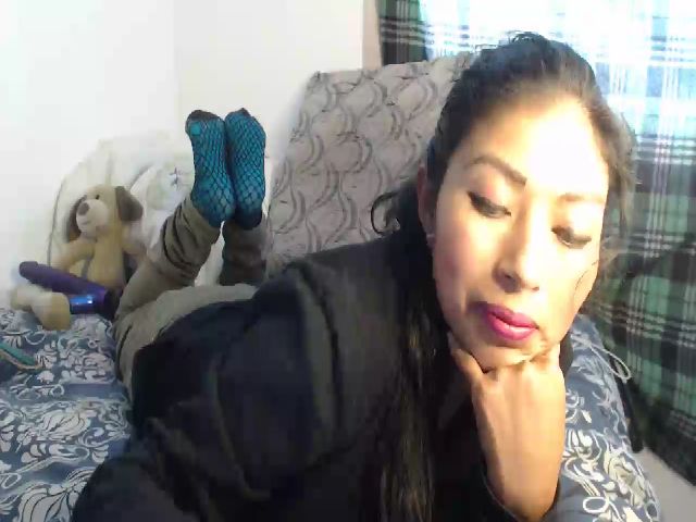 Live sex webcam photo for CHILENITAHOT #256382791