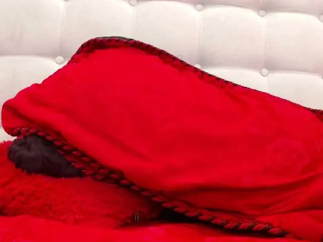 Live sex webcam photo for TutiPorn #241318323