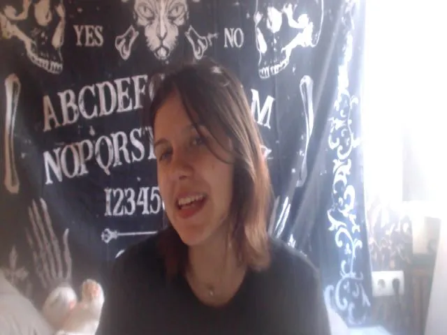 Live sex webcam photo for HISOKAMORROW_ #262923563