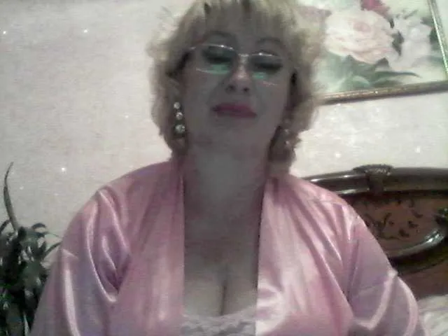 Live sex webcam photo for Ur-Mami #251459446