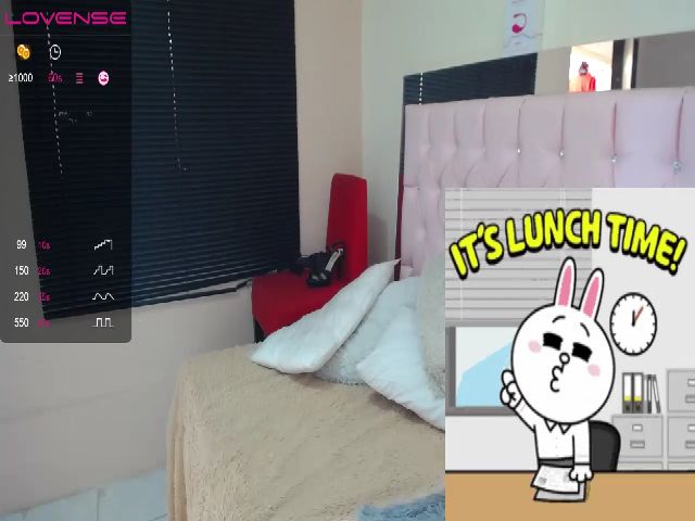 Live sex webcam photo for LESLY_LAURA #252526209