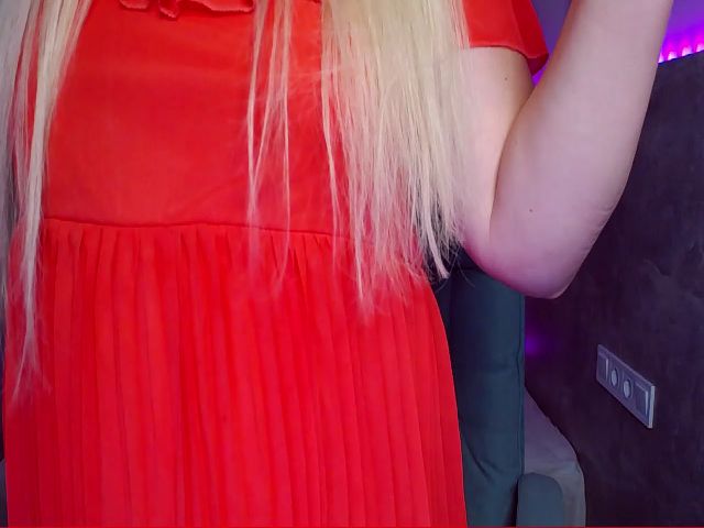 Live sex webcam photo for Jenni__fer #252632670