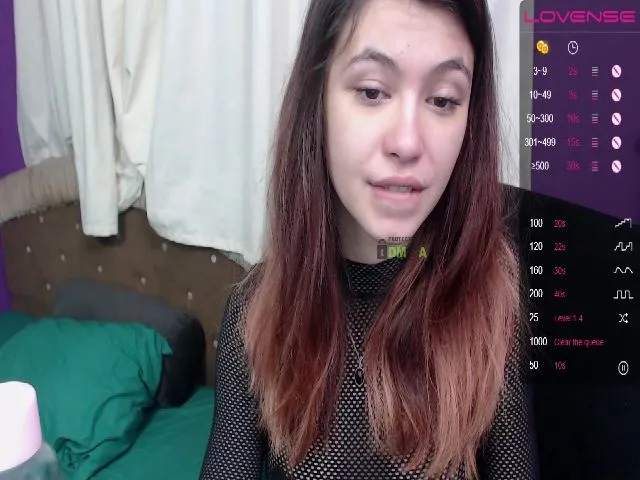 Live sex webcam photo for MisticaMissy #263198686