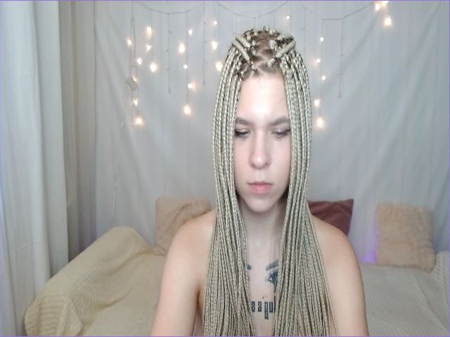 Live sex webcam photo for Aidra__Foxxx #253051555