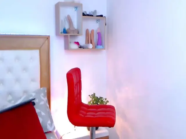 Live sex webcam photo for Samay_Walker #264015322