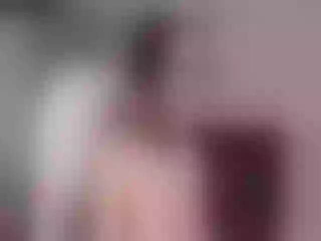 Live sex webcam photo for Sun_kissed1 #259750452
