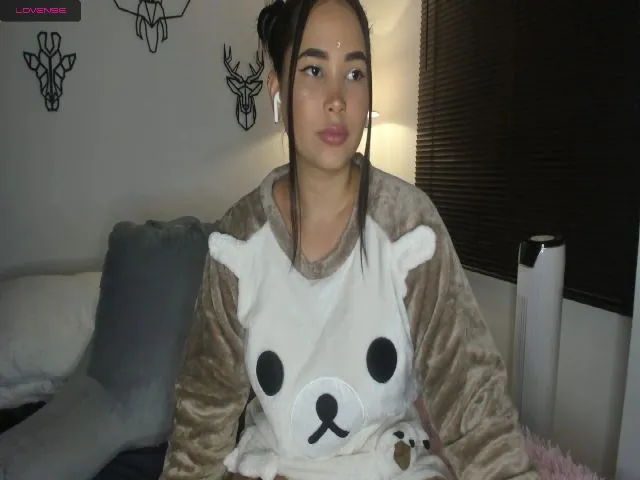 Live sex webcam photo for Isa_g #258365873