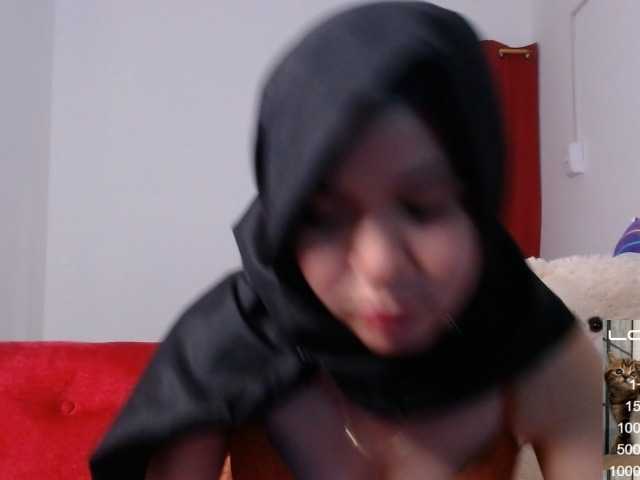 Live sex webcam photo for kalilaassad #242413916