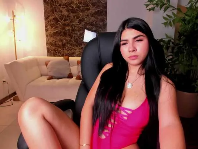 Live sex webcam photo for ChelseaMills #243918365