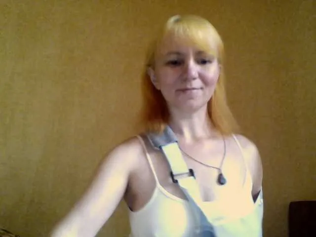 Live sex webcam photo for Oksina #241285183
