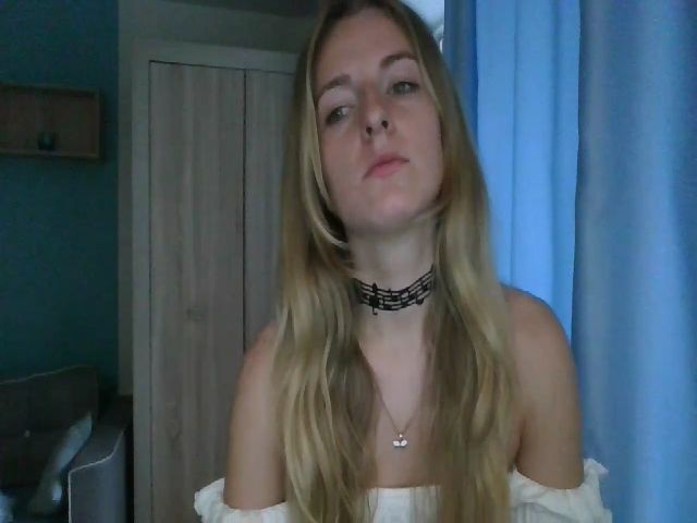 Live sex webcam photo for Goldi_lady #255659745