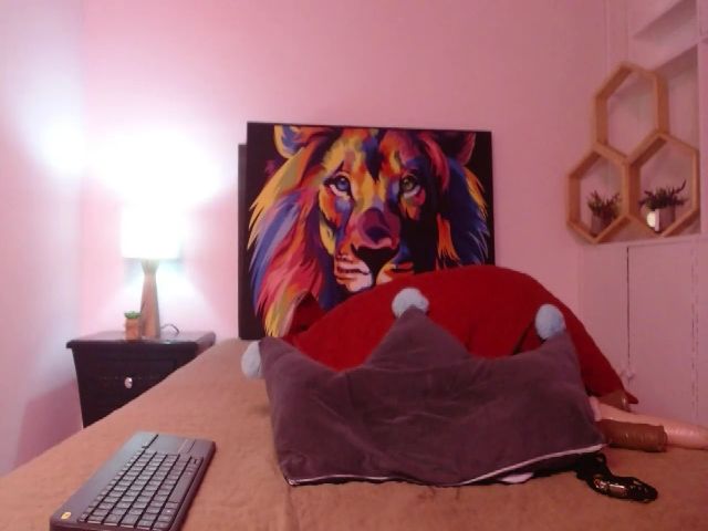 Live sex webcam photo for Manelik_benz #259039743