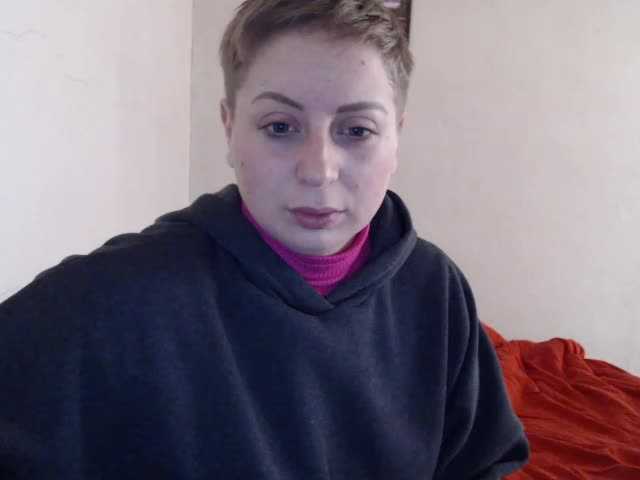 Live sex webcam photo for sandriana #240940467