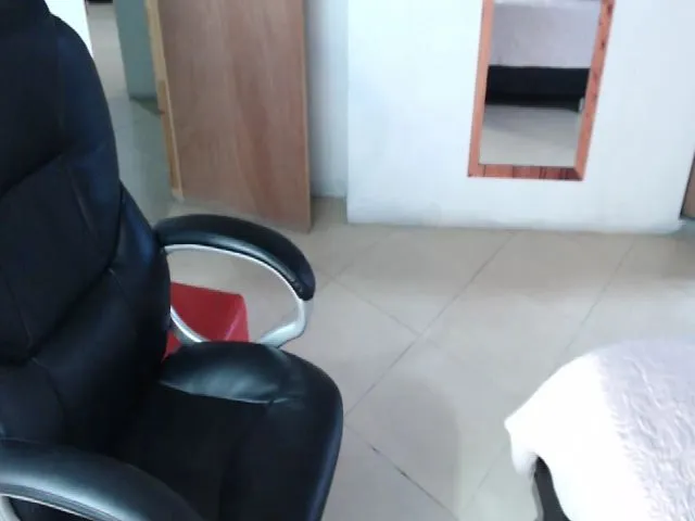 Live sex webcam photo for Thaunhty #253216291