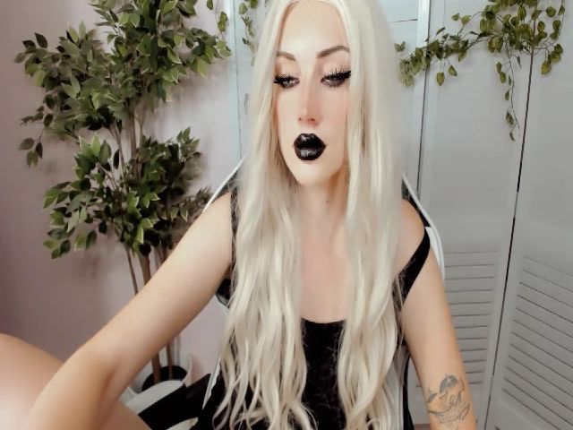 Live sex webcam photo for JuliaWilson #260816180