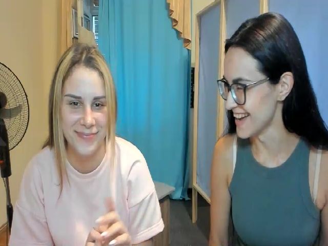 Live sex webcam photo for PolliMilk #256184042