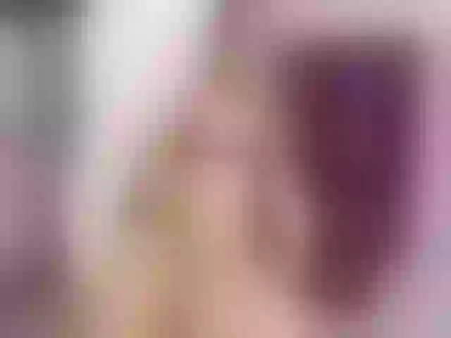 Live sex webcam photo for Sun_kissed1 #256674942