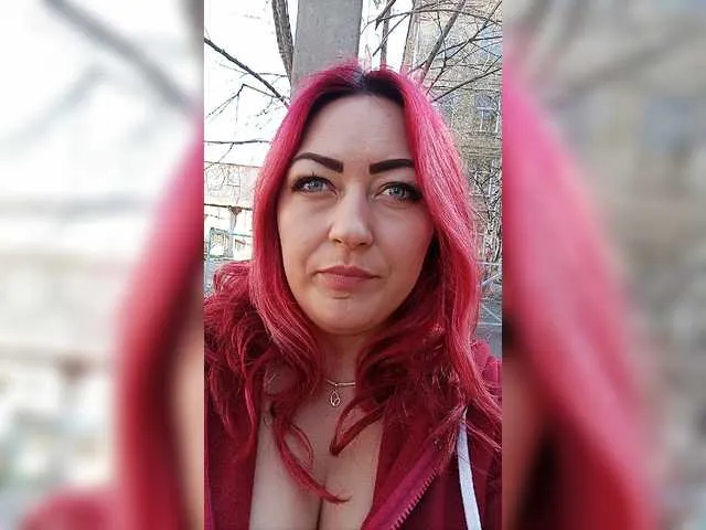 Live sex webcam photo for AlisaFist #241399742