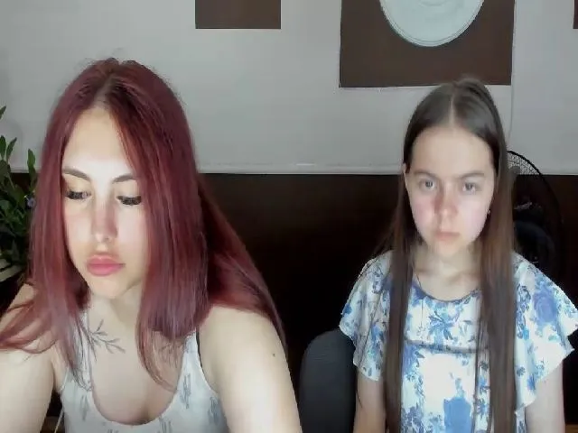 Live sex webcam photo for BeautiAmber #252441003