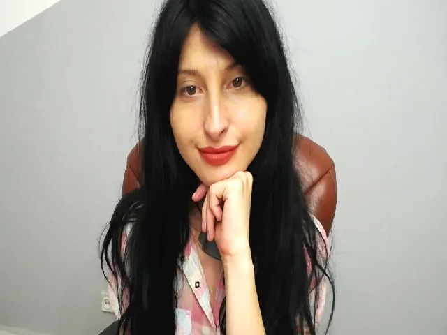 Live sex webcam photo for SnowSpacee #254624190