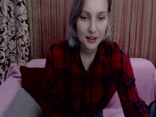 Live sex webcam photo for NoNameGirle #255260985