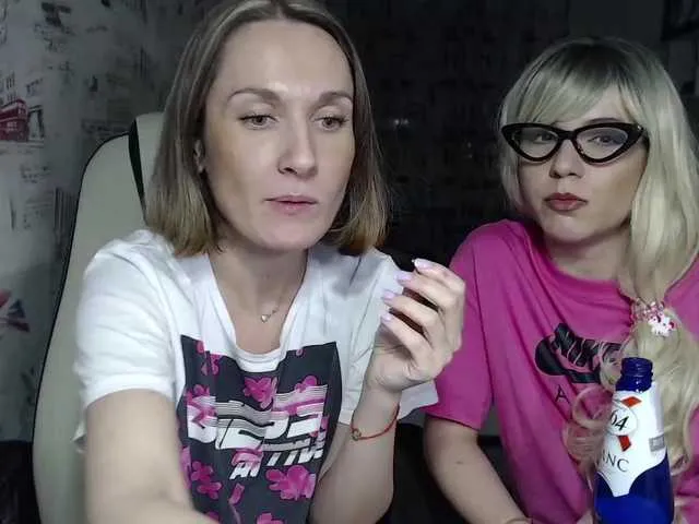 Live sex webcam photo for CoronaVirusXX #241193898