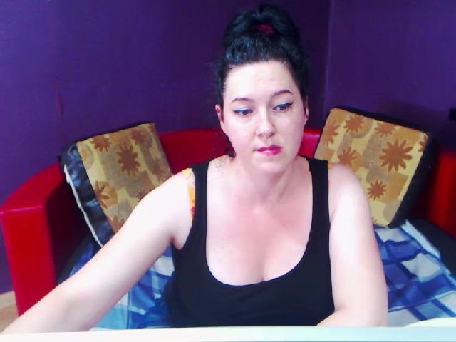 Live sex webcam photo for SlaveMeRubyX #254756145