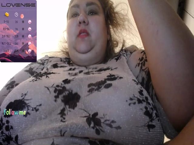 Live sex webcam photo for NicholleKitty #259895451