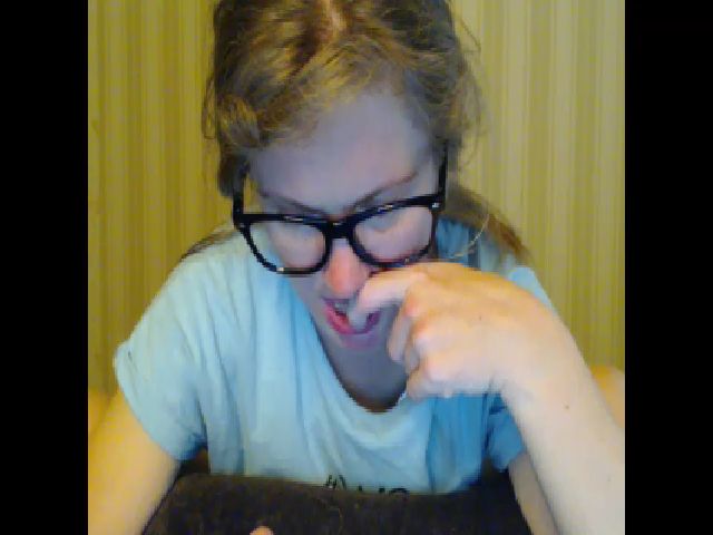 Live sex webcam photo for A_Girlie #253317297