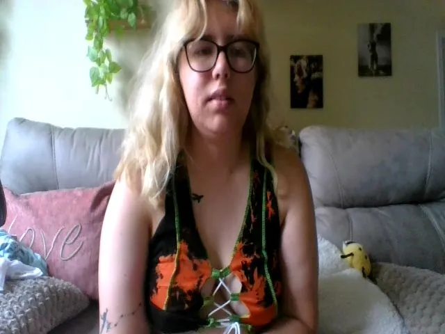 Live sex webcam photo for cozychristine #253538728