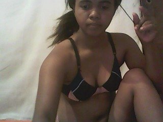 Live sex webcam photo for Malinciehot #240815310