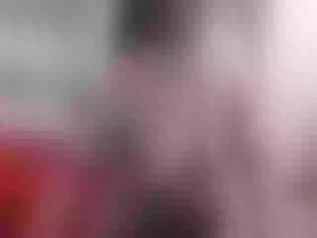 Live sex webcam photo for JullieMilf #257423841