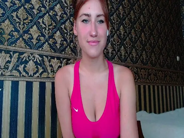 Live sex webcam photo for SpicyDessert #264618287