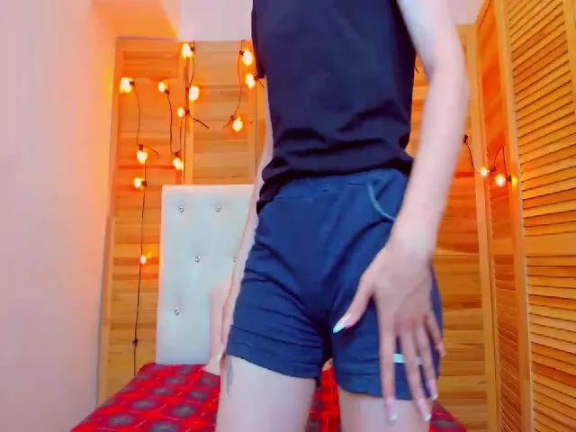 Live sex webcam photo for MarliTes #252367776