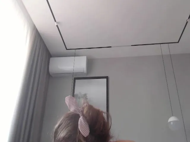 Live sex webcam photo for Innocent_Miss #261491304