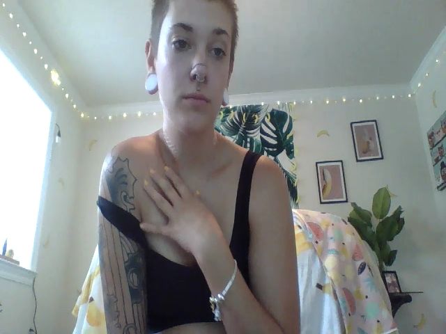 Live sex webcam photo for PonyoLovesHam #262221518