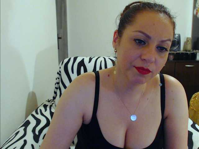 Live sex webcam photo for ellasolemn #247972435