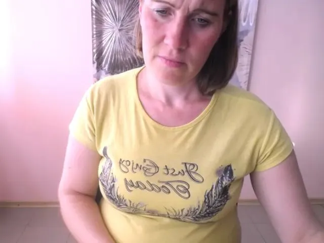 Live sex webcam photo for ChloePlay #253832809