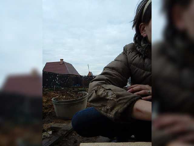 Live sex webcam photo for LunaXKinky #242972902