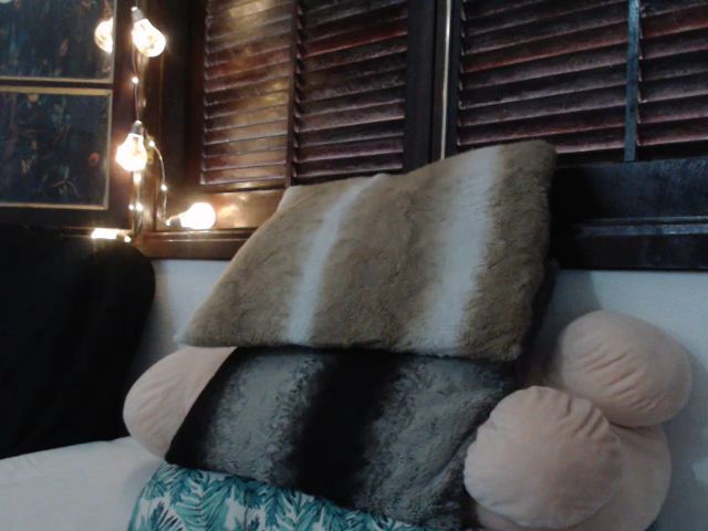 Live sex webcam photo for Maaryhot #259968859