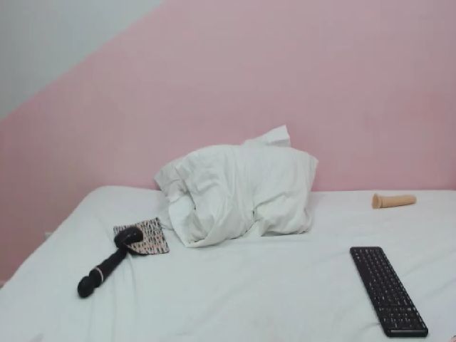 Live sex webcam photo for Sarajoness_ #252713494