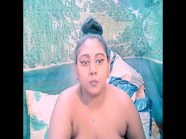 Live sex webcam photo for indianruby99 #258275970