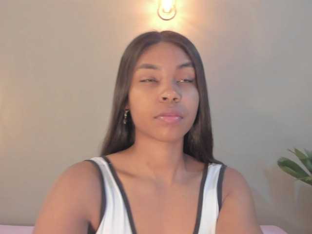 Live sex webcam photo for Princessebony #241253400