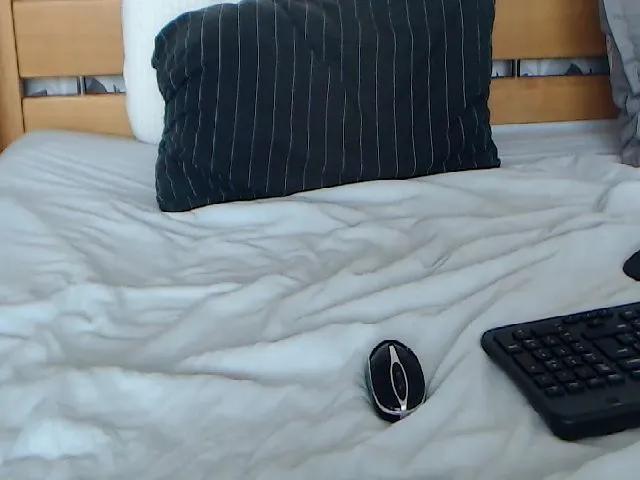 Live sex webcam photo for Kelywild #256769444