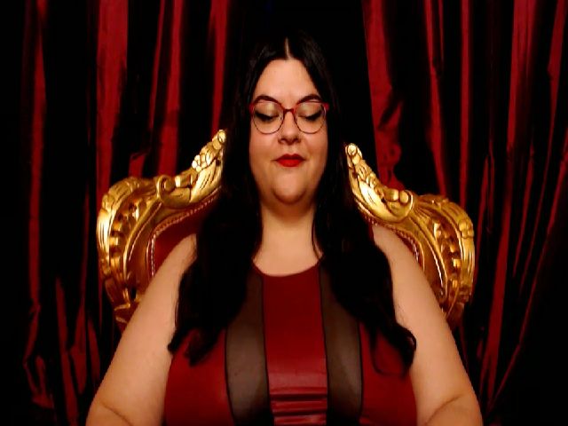 Live sex webcam photo for MissLillyBBW #253829964