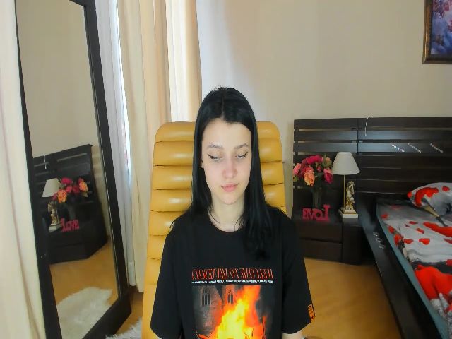 Live sex webcam photo for SoniNex #256852203